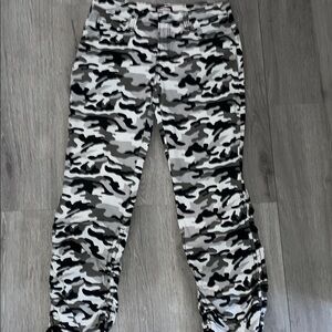 Black and Gray Cropped Camouflage Pants Front and Back pockets #C034